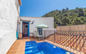 Amazing Home In Cómpeta With Kitchen